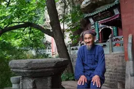 老道士独守太子洞27年，不吃肉、不恋爱、自称是小孩，这是信仰图片