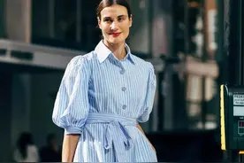 “肩宽背厚”的女人，夏天尽量多穿4种“裙子”，显高显瘦有气质图片