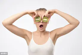 开心的微笑，你看了也会开心的图片
