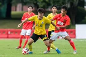 梯队预热广州德比，U18冠军杯广州恒大3-3富力，平分秋色图片