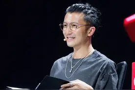 年过35岁的你剪什么发型？谢霆锋喜欢留这4款，一般人不敢尝试图片