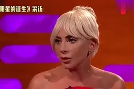 霉霉给Lady Gaga颁奖，两位天后世纪拥抱，谁实力更强？视频封面
