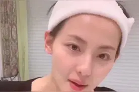 #张嘉倪同款 #张嘉倪同款瘦脸仪 NuFace微电流瘦脸仪，快速消水肿，提拉紧致瘦脸，看看张嘉倪是怎么使用的吧视频封面