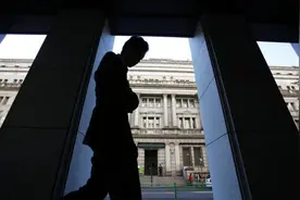 日本央行今起实施负利率：房奴受益，银行叫苦图片