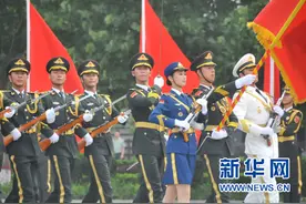 中国人民解放军陆海空三军仪仗队——行走的中国军队宣传片图片