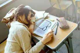 和这些生肖在一起会心累图片