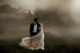 婚纱照还是别人的好？？？图片