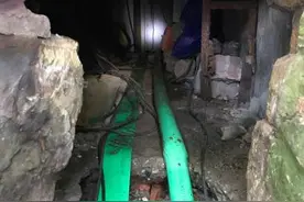 上海一公园假山下挖出1600平米防空洞 将用泡沫水泥回填图片