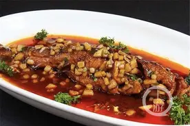 上游教你做渝菜｜干烧江团，只有功夫过硬的厨师才能做出这道菜图片