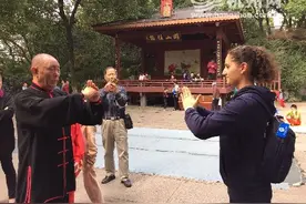 学武术做陶艺 法国学生住进30个杭州家庭图片