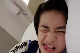 易烊千玺最爱  萌萌哒轻松熊咖啡店图片