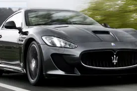 汽车快速处理事故，理赔也同样有较高效率图片