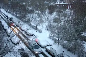 十年后再听刀郎，我竟然开始怀念《2002年的第一场雪》了图片