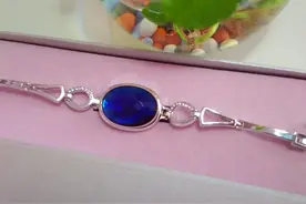 送给女生最合适的智能可穿戴产品，你值得购买图片