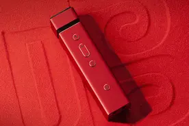 像给女朋友挑礼物一样设计麦克风图片