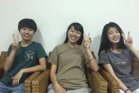 3位女同学用剃光头来体验生活，隔天校园多出了一道靓丽风景图片