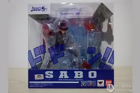 小欣欣的玩具 篇二：#本站首晒# 艾斯的意志由我来继承：Figuarts ZERO 五周年萨博 开箱图片