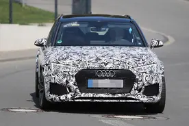 奥迪RS4 Avant路试谍照曝光 将推轿车版图片