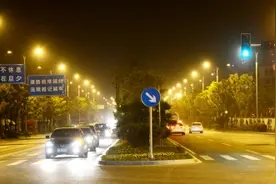 4月18日邗江南路正式通车图片