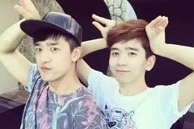 独家专访 | 张皓宸杨杨：他们一个写一个拍，比“胡霍CP”还甜蜜！图片