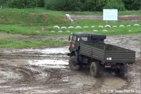 驾驶室进水也能开 俄罗斯kamaz全驱军车图片