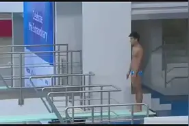 菲律宾灵魂跳水队尴尬的0分跳水，到底是怎么犯错，你能看出来嘛