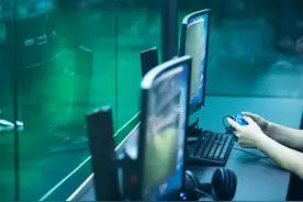 “吃鸡”游戏封禁账号翻倍达150万 业内称暴利让外挂江湖难消失图片