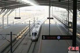 中国技师在高速列车整车调试环境模拟领域获创新性突破图片