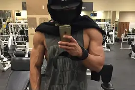 金钟国的日常生活图片