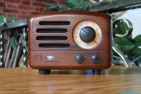 工具匠心、复古风格---猫王小王子蓝牙音箱图片