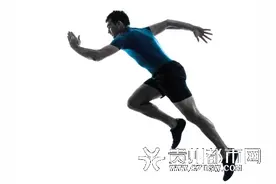 “微信步数”能开挂 手机甩甩坐行千里图片