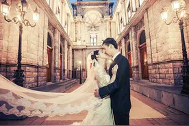 深圳婚纱摄影分享：拍婚纱照摆姿势小技巧图片