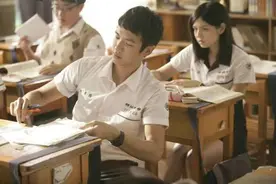 同学会上架不住“校草”放电偷了情 没想到他竟是……图片