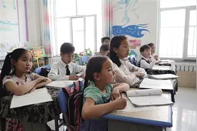 口岸学校有群蒙古国留学生图片