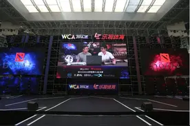 走向国际 TNC战队狂购狼派品牌外设图片