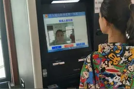 好消息！安宁公安分局出入境自助办证设备今起“上岗”图片