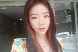 复古女王裴涩琪也变脸了吗？现在都认不出了图片