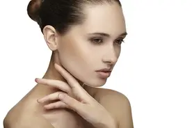 耳垂小福薄？丰耳垂让你做有福之人图片