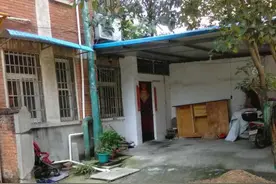 房子已经卖出过户 原房主竟然赖着不走图片