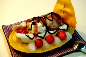 为世界杯宵夜制作美食《慕斯香蕉船冰淇淋》图片