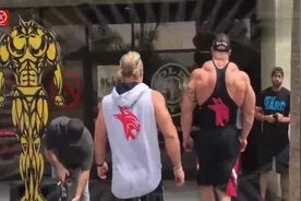当健美肌肉巨兽去逛街，看看路人有什么反应视频封面