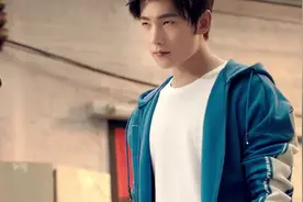 「杨洋」代言百事 百事聚爽《街头汉堡》视频封面