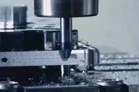 小米手机4 MIX的富士康自动化生产线，一块钢板的艺术之旅视频封面
