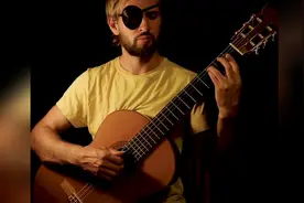 古典吉他演奏《瑞克和莫蒂 Evil Morty》主题音乐