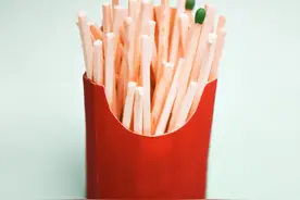 她把生活杂物变成了“美食” 不做骗纸可惜了图片