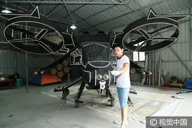 宁波男子纯手工造阿凡达毒蝎战机，成小朋友围观“大玩具”图片