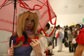 伪娘，一个行走在男人与女人之间的群体图片