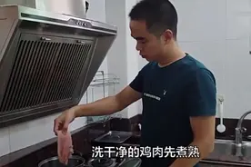 凉拌手撕鸡，学会潮汕这类鸡肉特点做法，一大盘不敷吃！