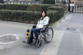 马拉松冠军入院三年不能行走案开庭 病历遭疑图片