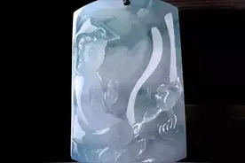 吴清华：冰种翡翠精致雕刻，雪花棉灵动写意佛教艺术图片